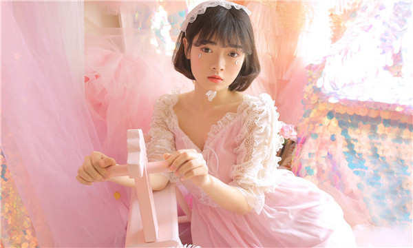 潼关供卵试管代怀生子多少钱？这一直是很多不孕不育家庭关注的话题。在中国，不孕不育的发生率越来越高，根据《中国不孕不育现状调研报告》显示，育龄夫妇的不孕不育率从20年前的3%增长至现在的12.5%-18.2%，患者人数高达6000万以上。在这样的背景下，许多家庭通过供卵试管来实现自己的生育梦想。那么，供卵试管代怀生子的费用到底是多少呢？